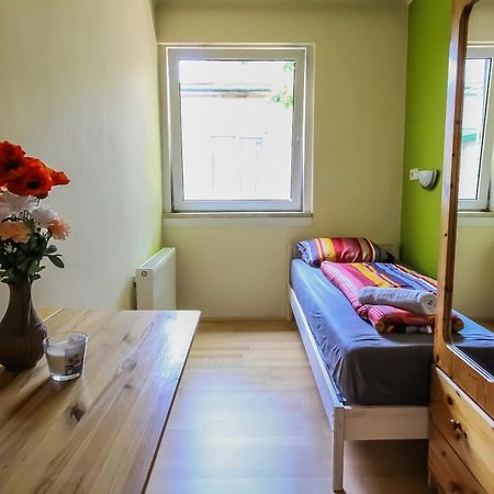 Economic Sb Apartment Вена Экстерьер фото