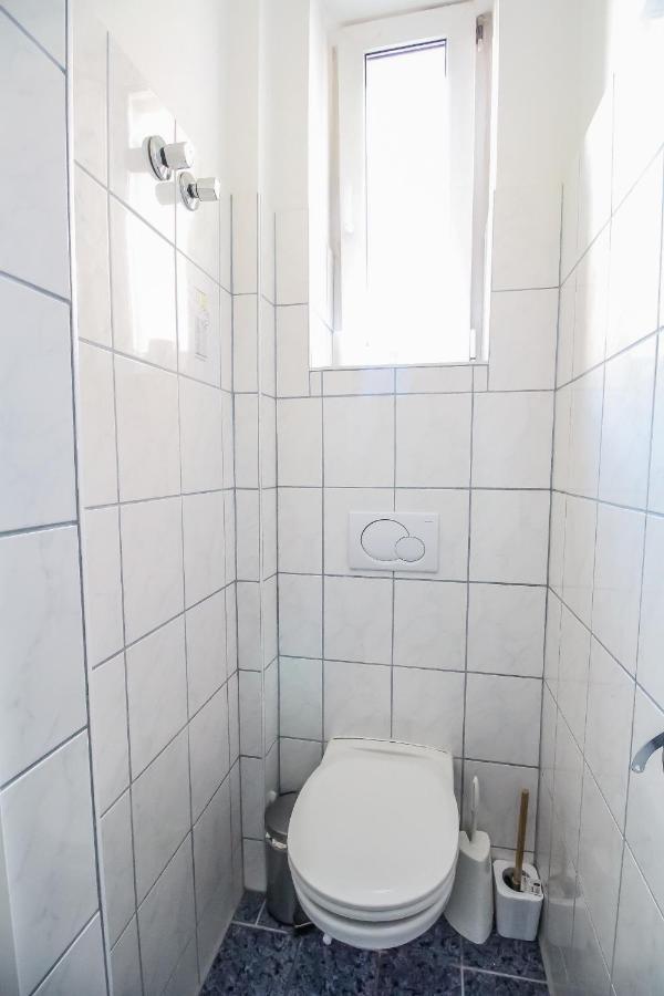 Economic Sb Apartment Вена Экстерьер фото